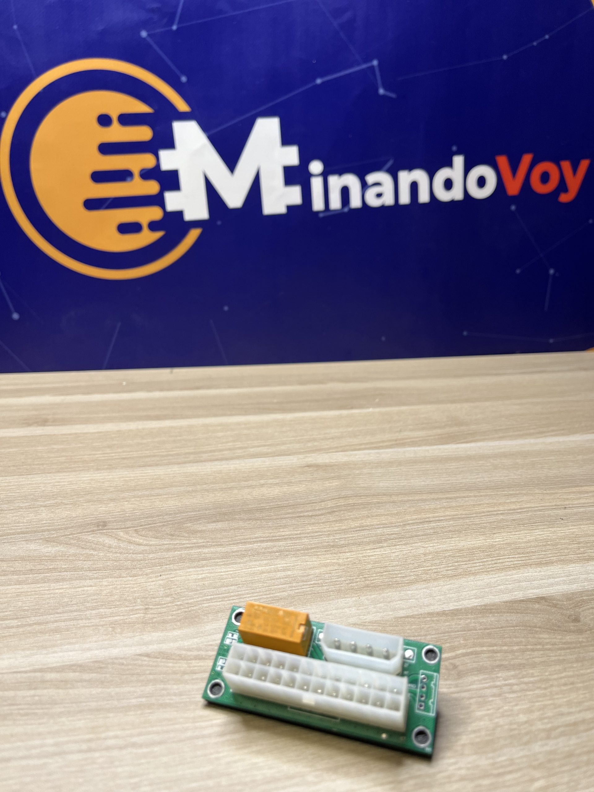 ADAPTADOR DE FONTE AUXILIAR